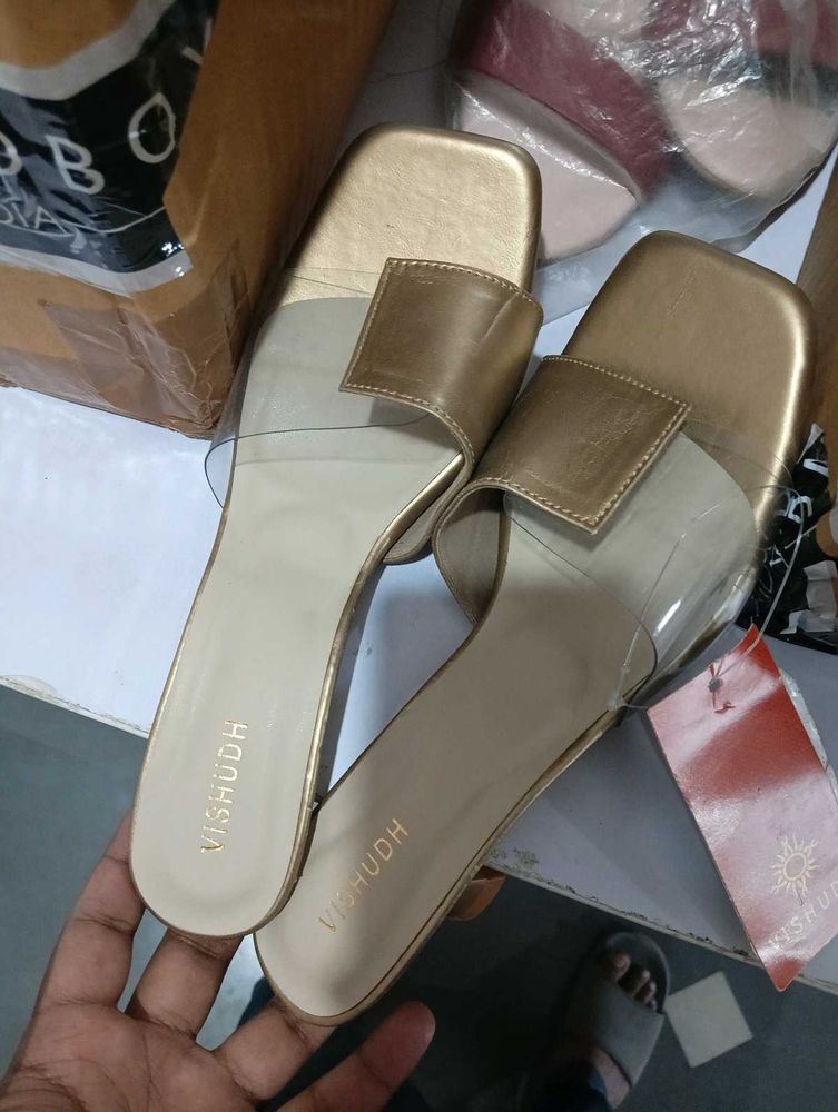Heels Of 40 Size