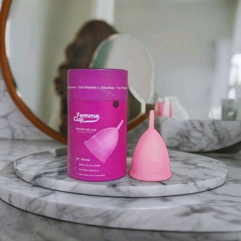 FEMME MENSTRUAL CUP
