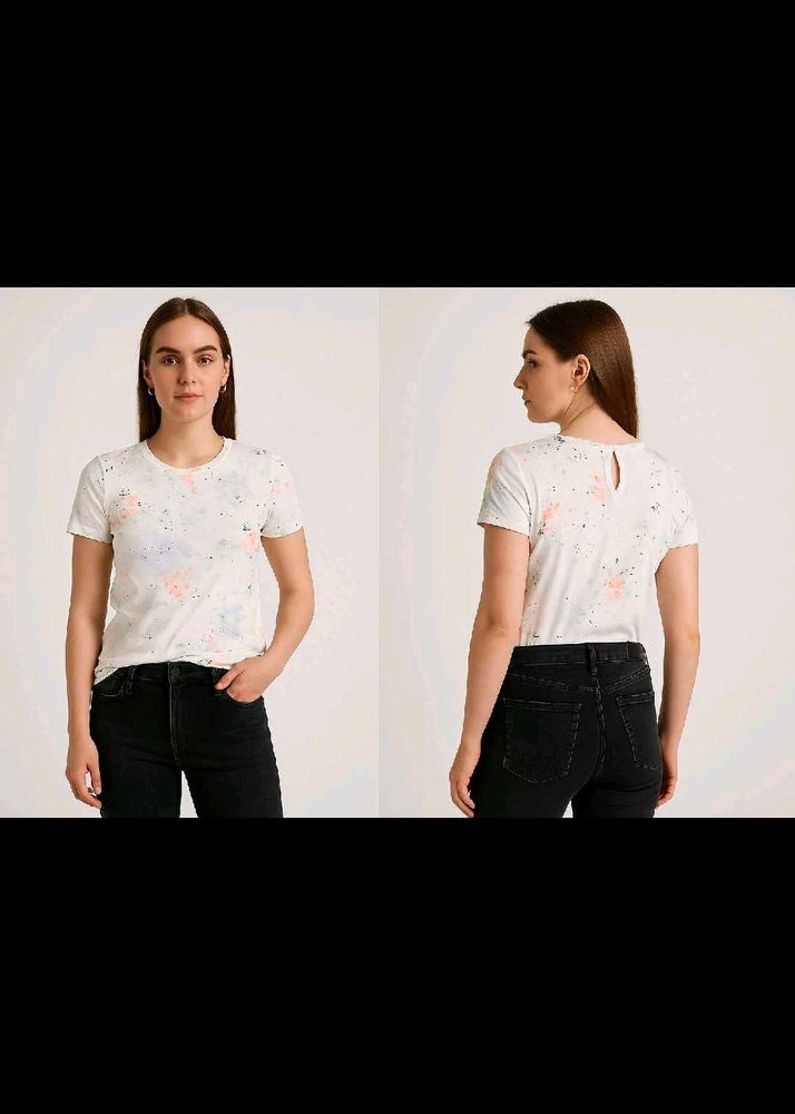 Printed Women&#39;s T-Shirt with jeans Spykar