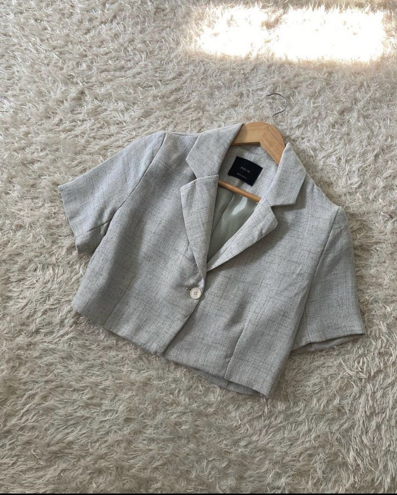 Korean Style Cropped Blazer