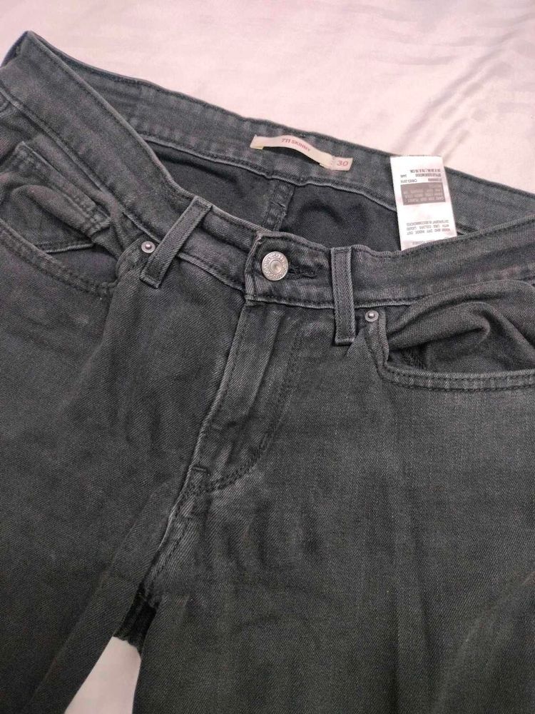 Levi&#39;s Black Jeans