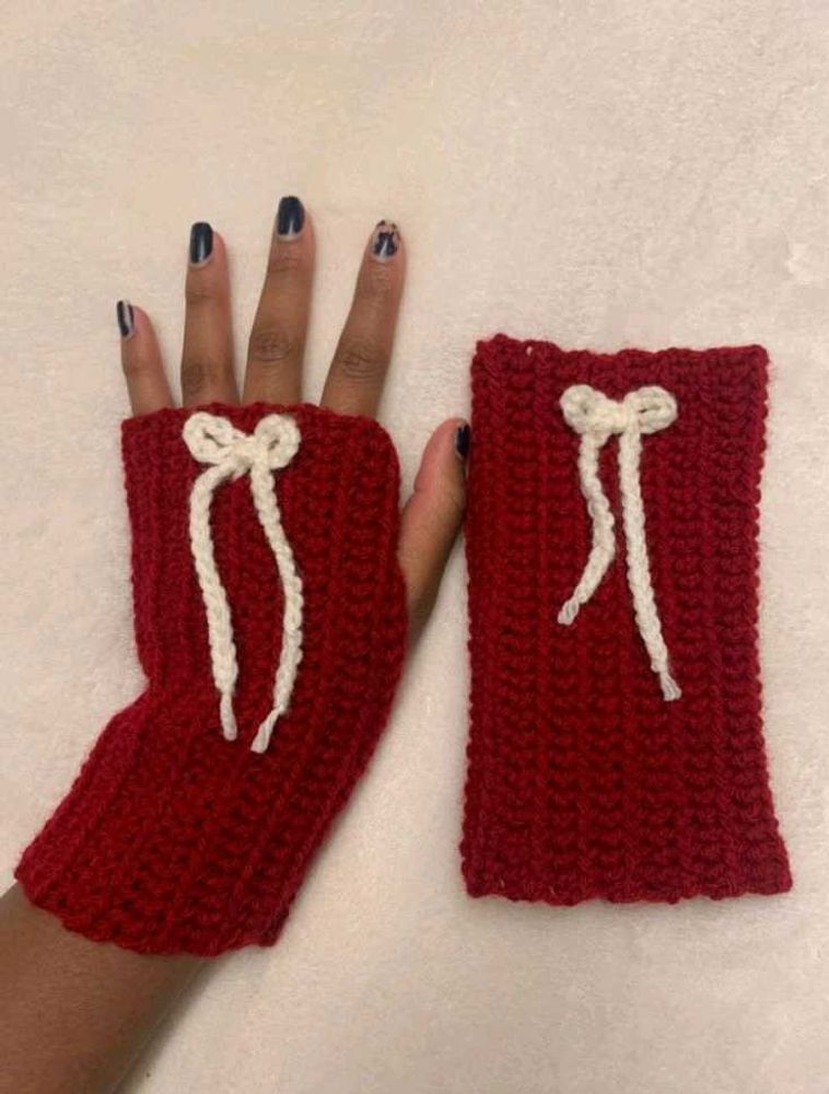 Red Knitted Fingerless Gloves
