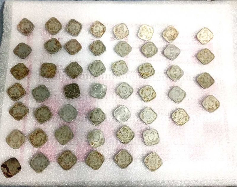 Vintage Indian Coins Collection (50 pieces, variou