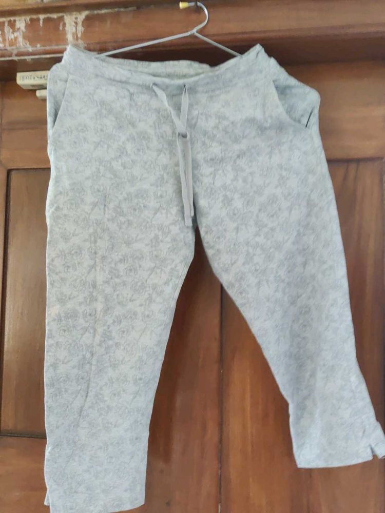 Grey Patterned Cropped Pants