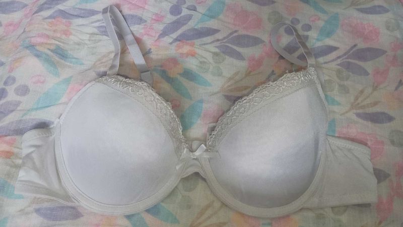 White Lace Trim Bra
