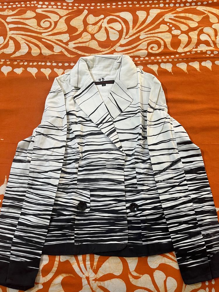 black and white summer blazer