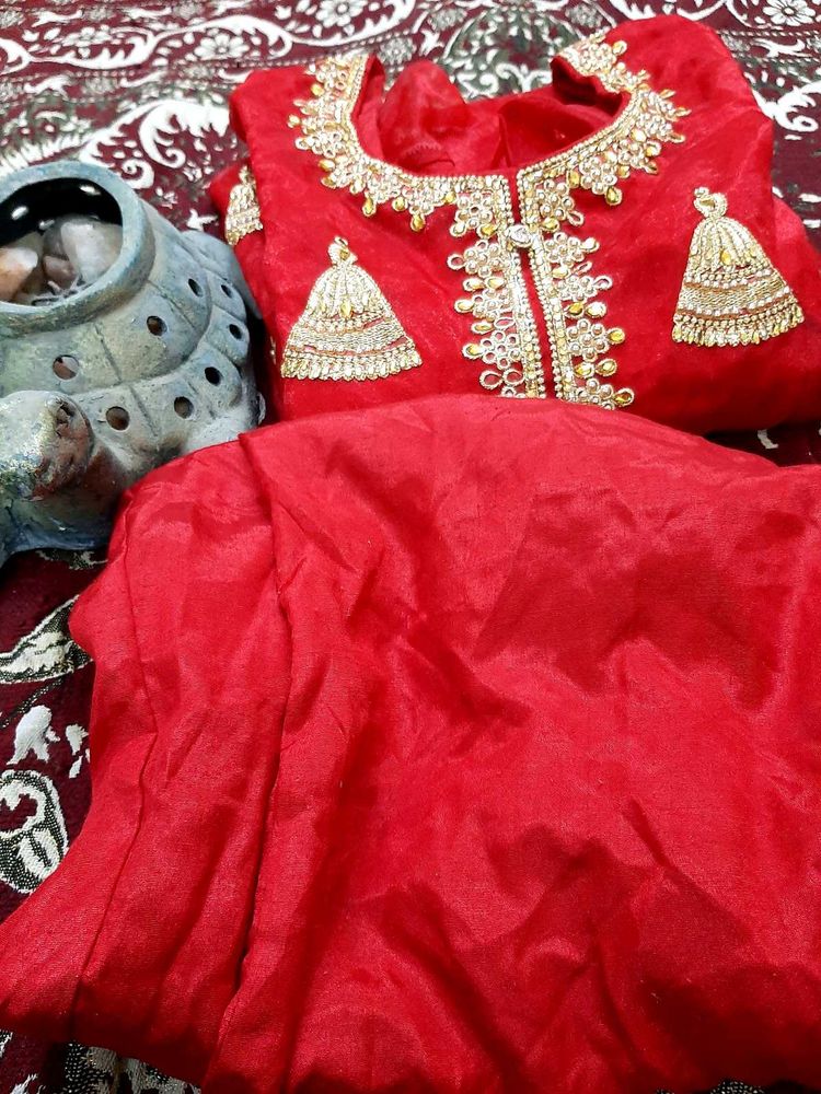 Red Colour Trouser Suit Without Dupatta