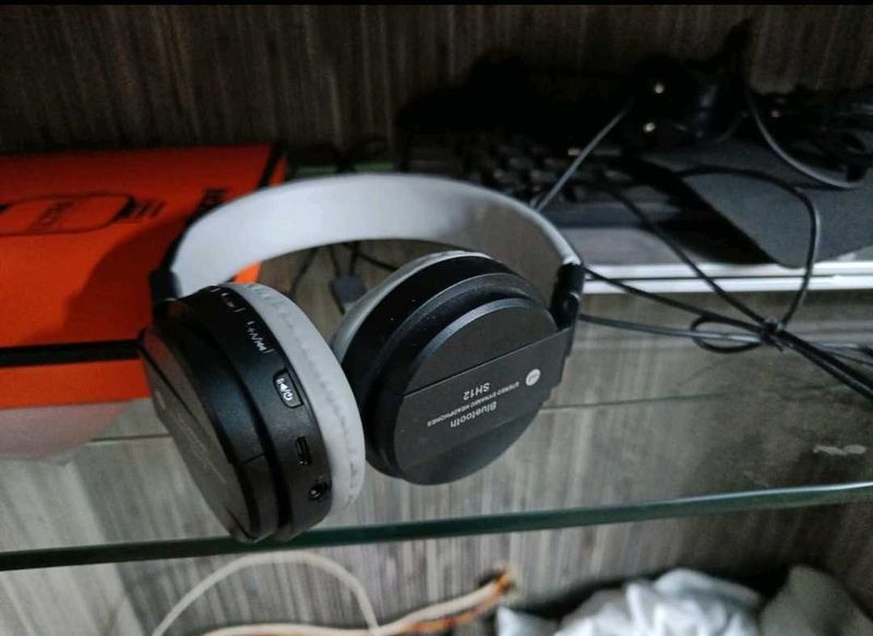 WIRELESS PORTABLE BLUETOOTH HEADPHONES 🎧