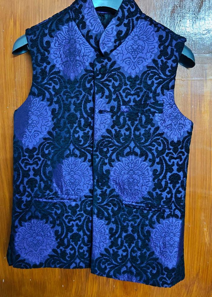 Stylish Purple &amp; Black Vest