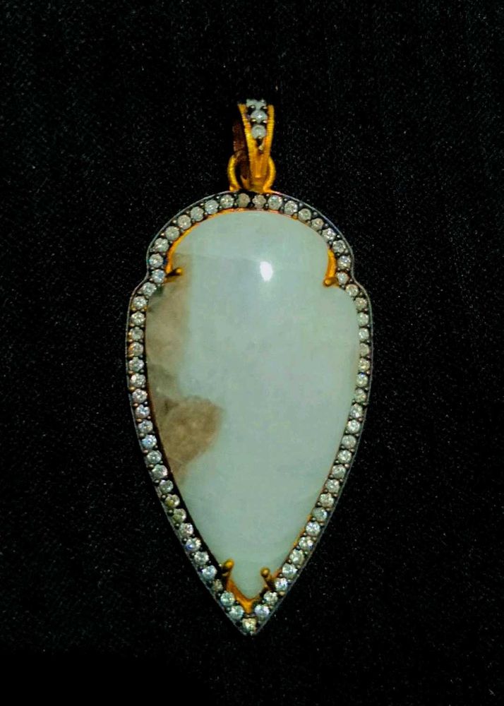 White Moonstone Pendant ✨