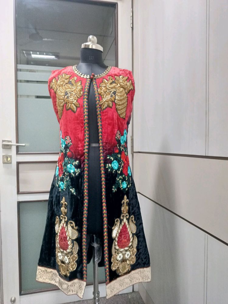 Velvet Embroidery Cape