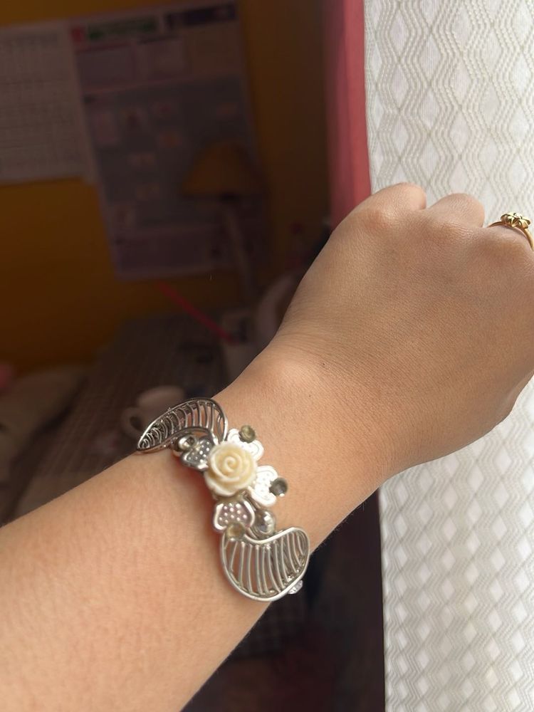 Silver Floral Bracelet