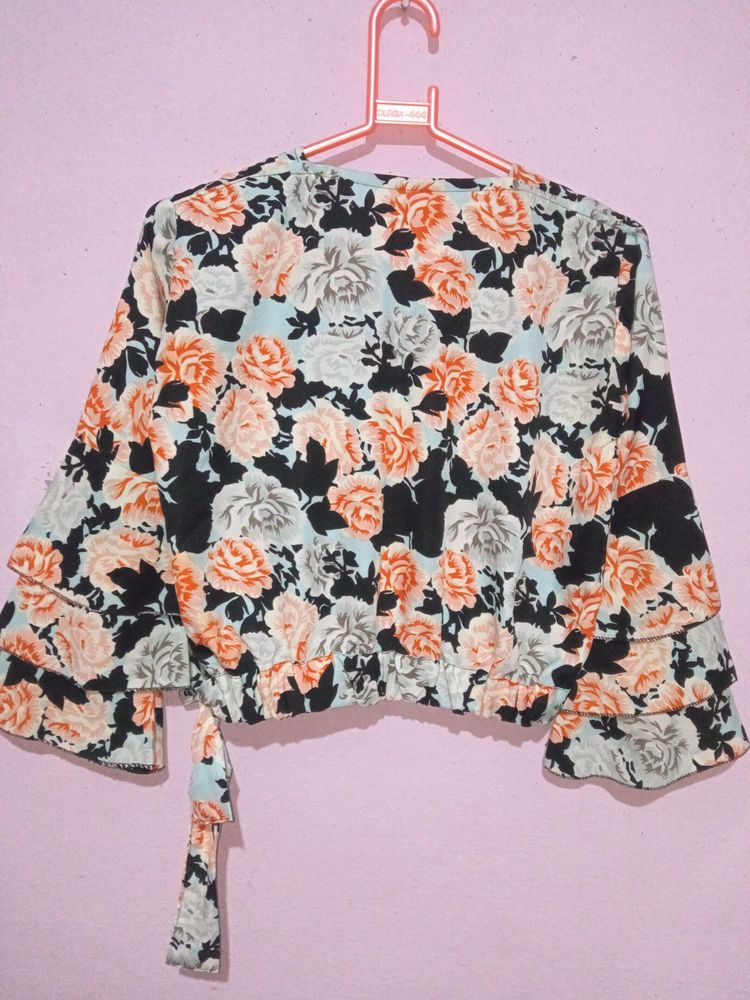 Buloon Pattern Top.