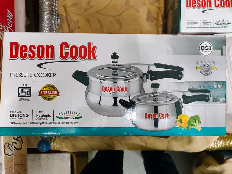 Deson Cook Pressure Cooker - New in Box