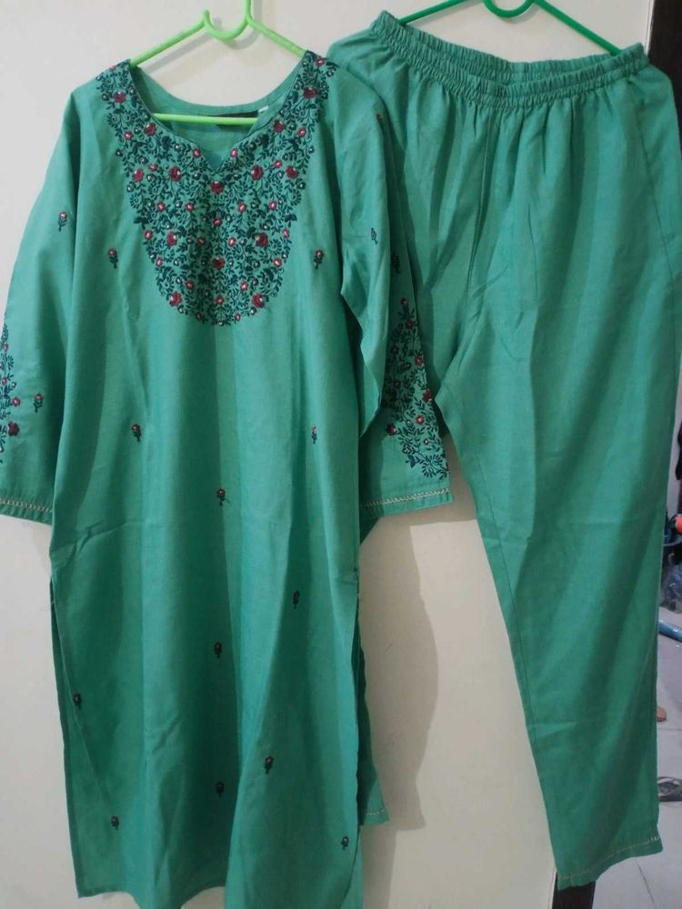 Embroidered Kurta Set