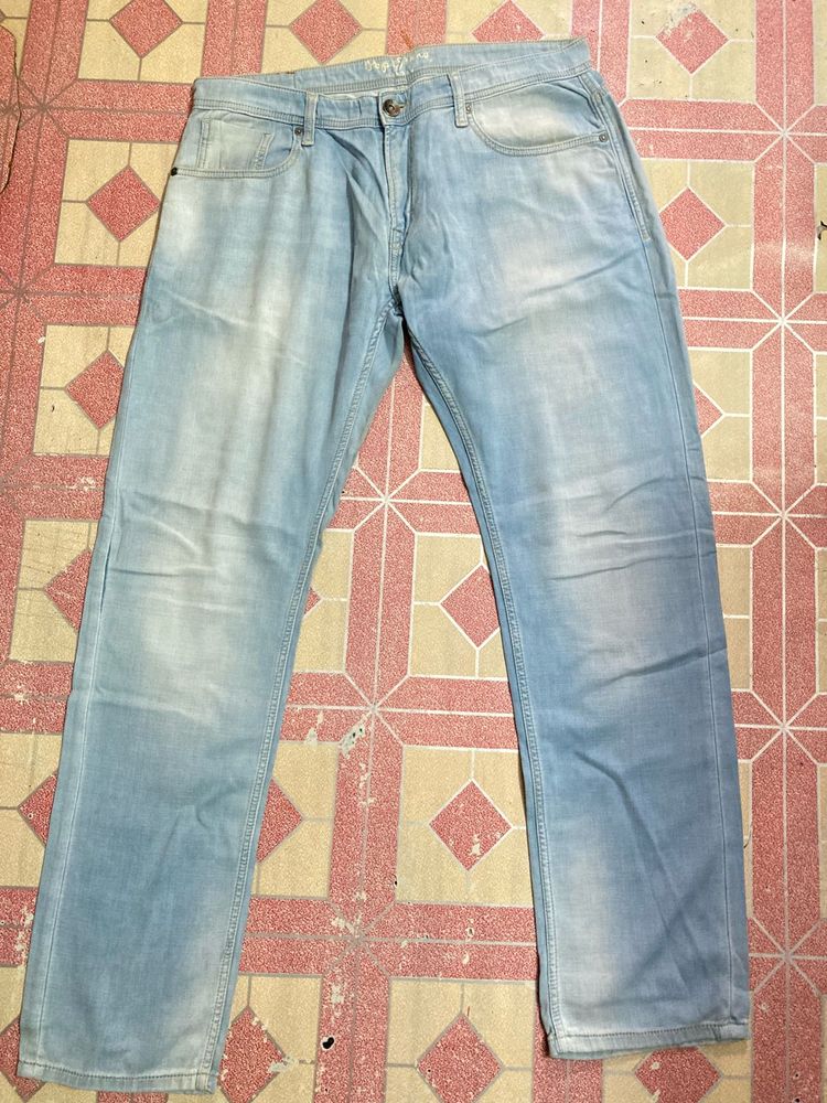 Light Wash Denim Jeans