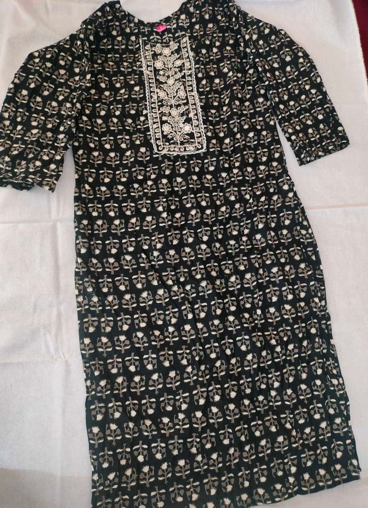 Black And White Kurta Set