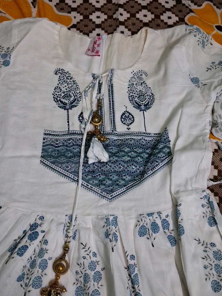 Blue &amp; White Printed Kurta