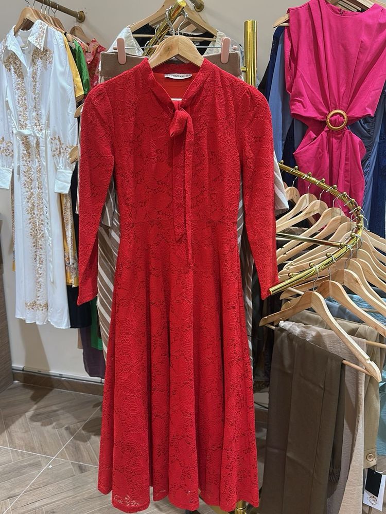 XS brand new Red Lace Midi Dress