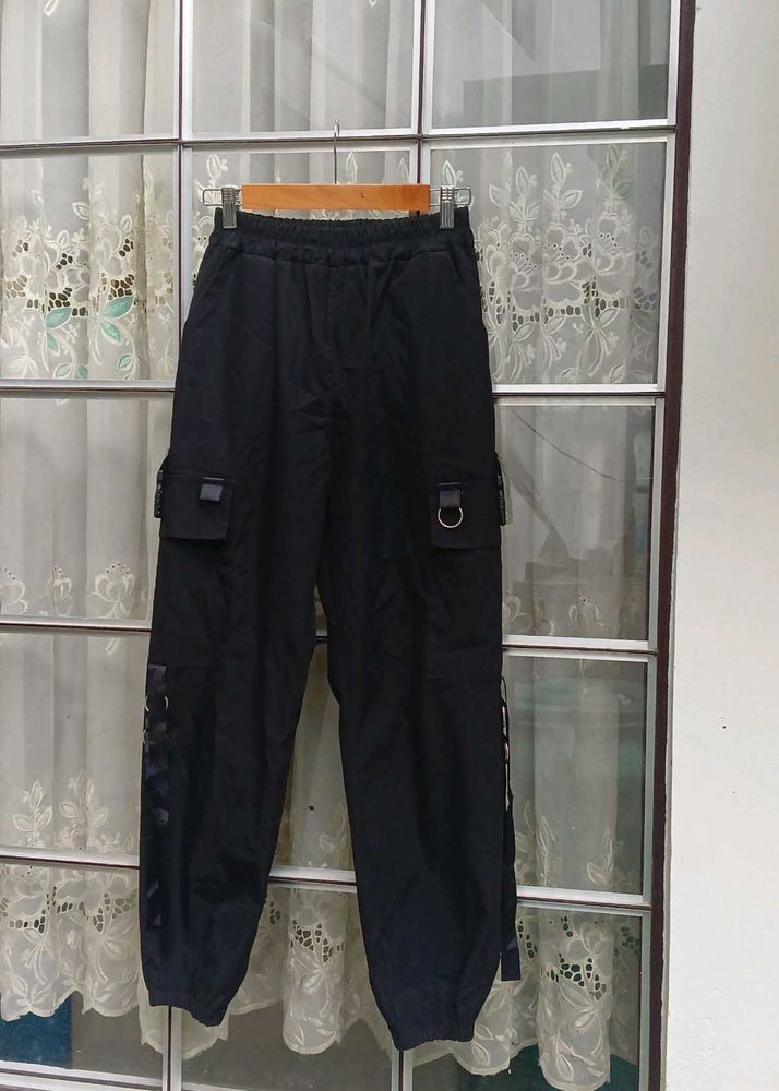 Black Cargo Pant