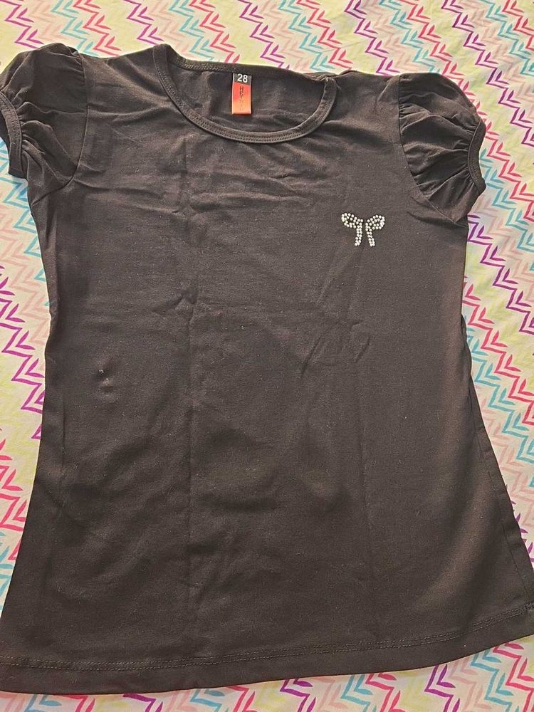 Black Tshirt (NEW) 🆕