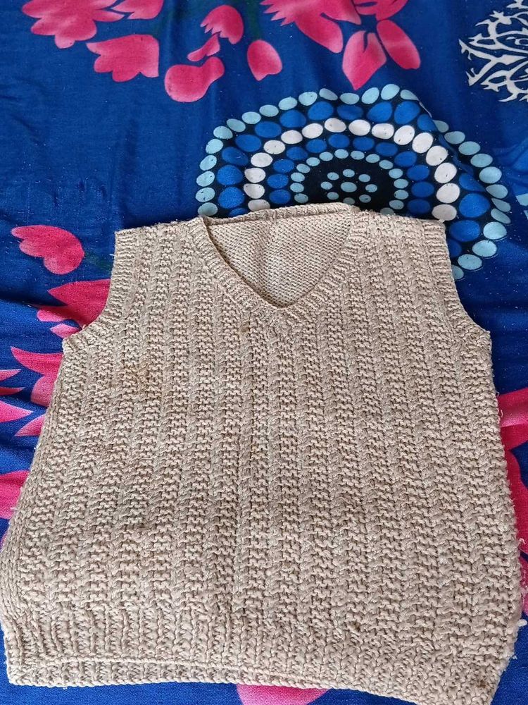 Knitted Sleeveless Sweater Vest