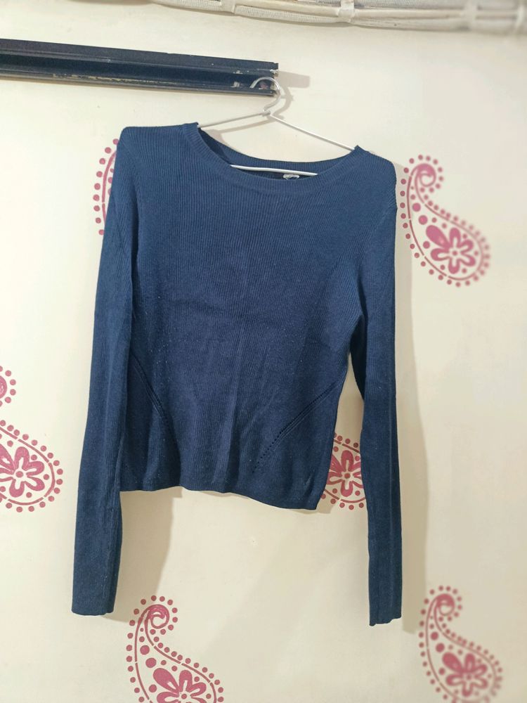 😍Stylish For Winter  Sweat T-shirt Or Crop Top