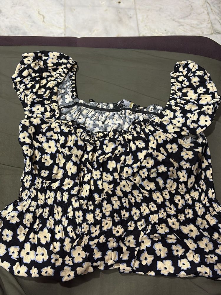 Floral Print Crop Top ONLY BRAND