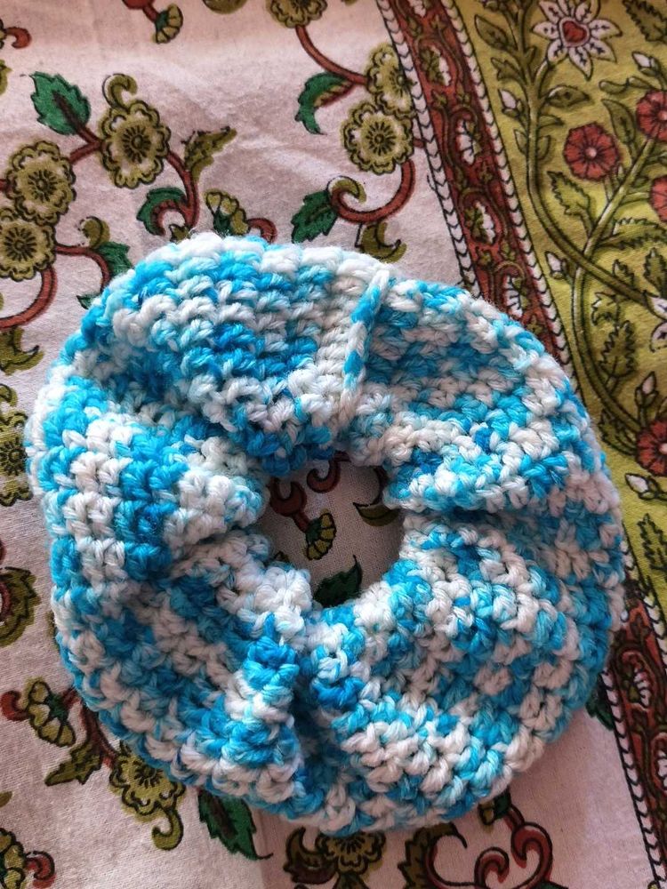Blue &amp; White Knitted crochet 🧶 Scrunchie