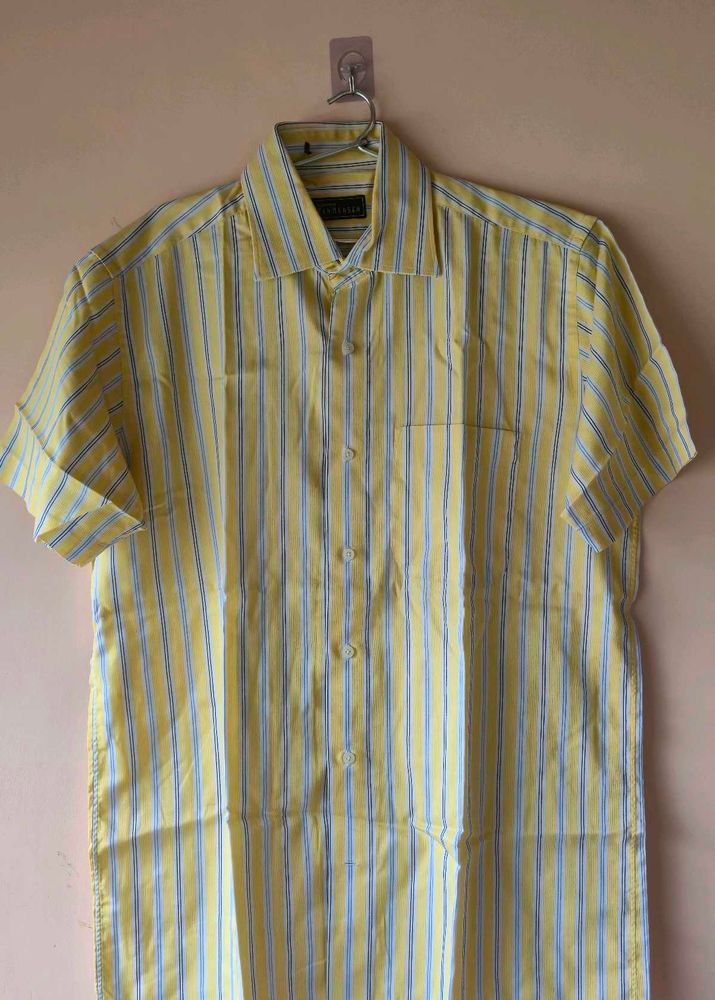 Men&#39;s Casual Shirt