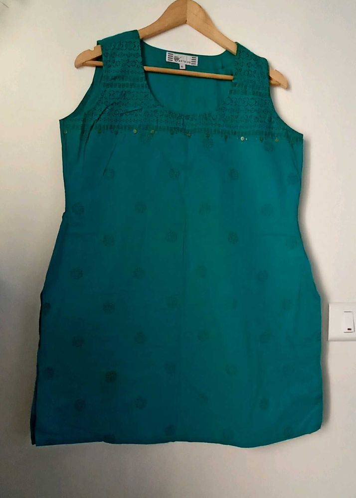 Teal Sleeveless Tunic Top