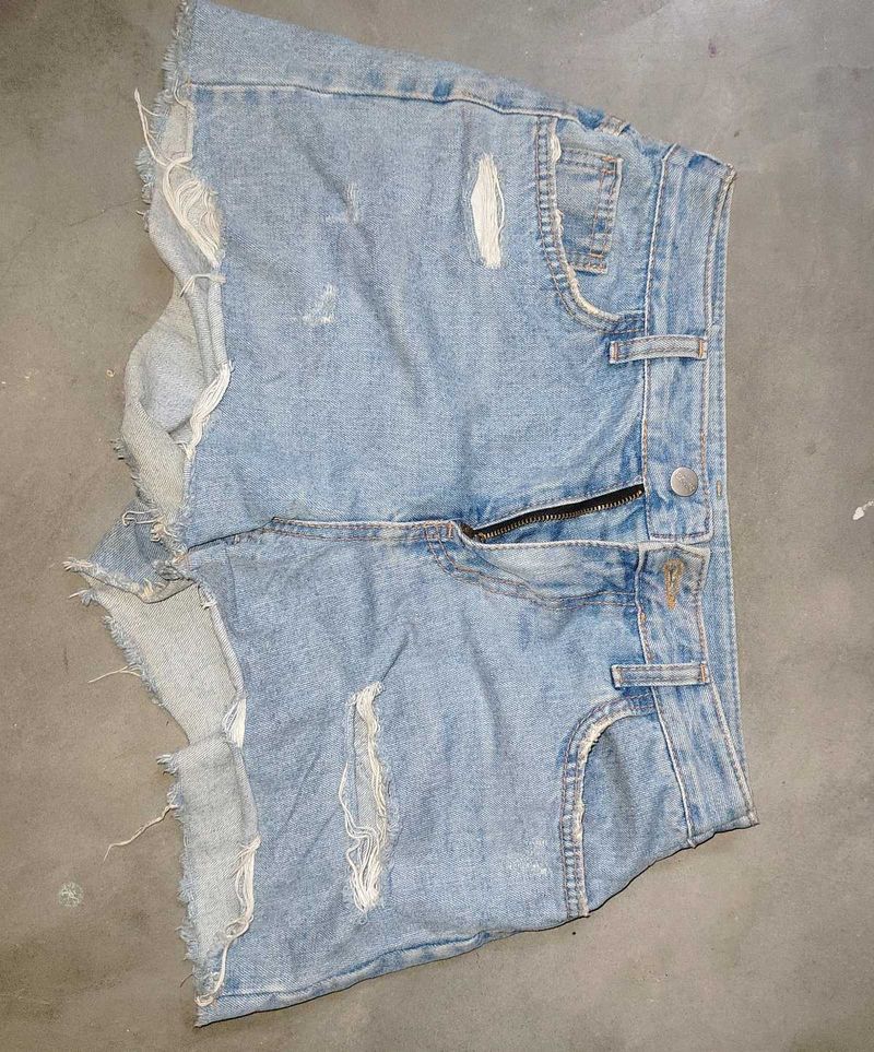 Aura jeans,basic fit for womens