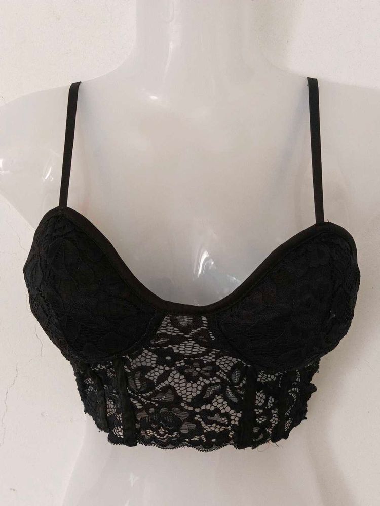 BLACK CORSER TOP