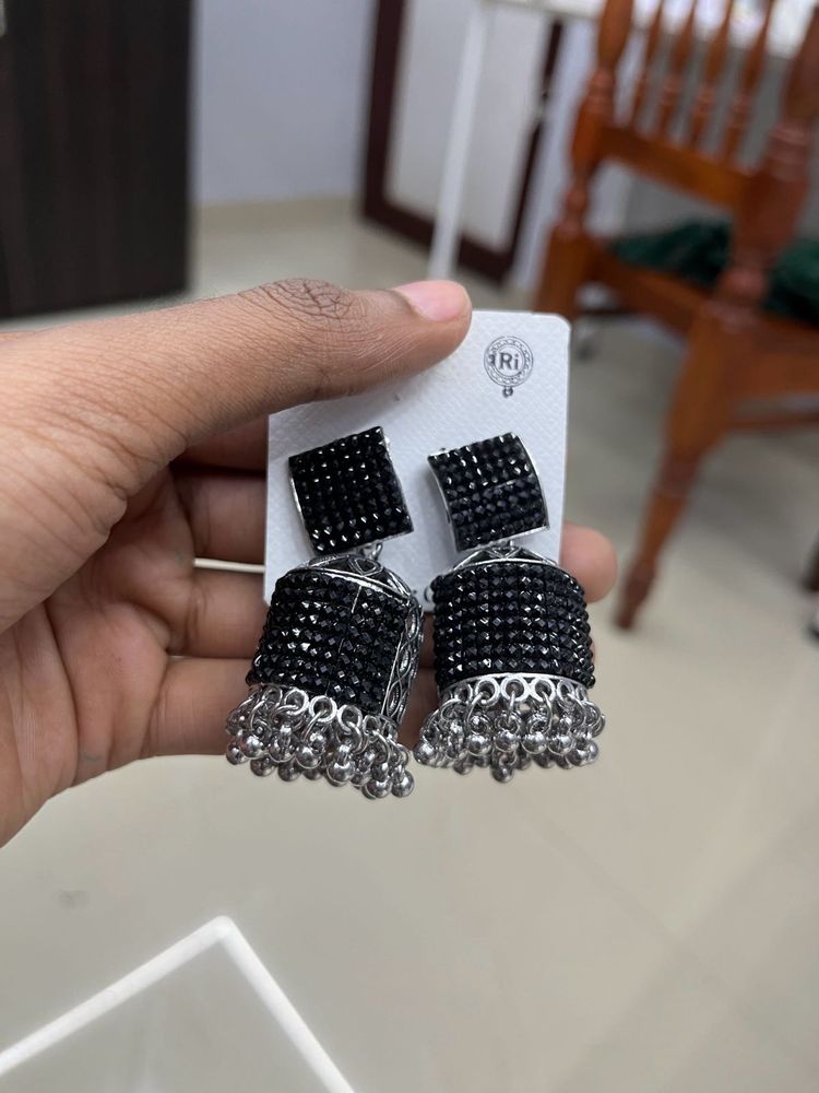 BEAUTIFUL EARRINGS
