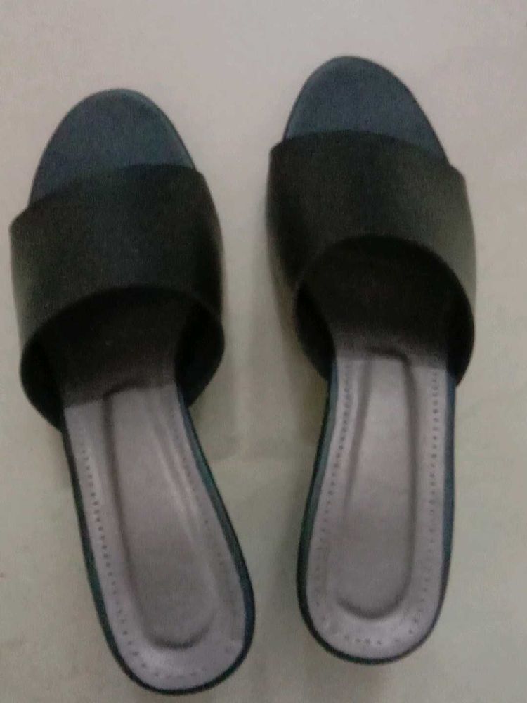 Black block Heels