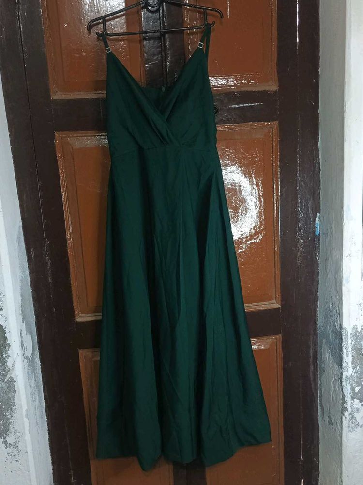 Elegant Green Maxi Dress