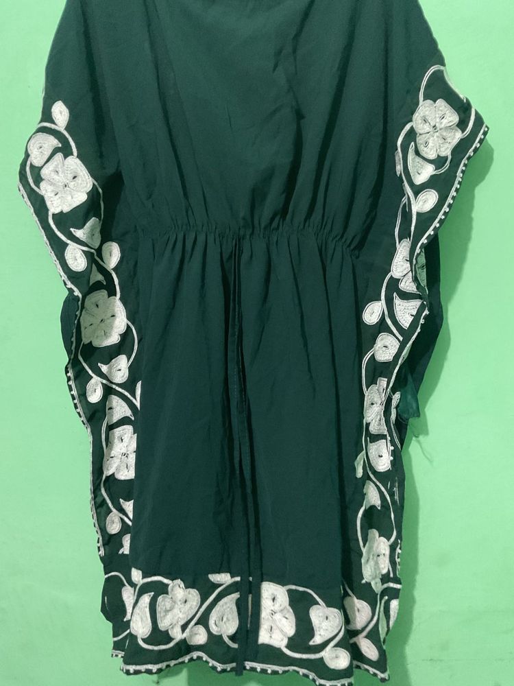 Green Embroidered Kurta