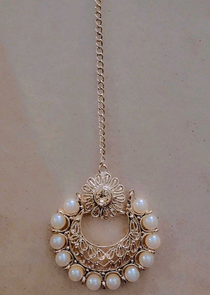 Golden Moti Bindiya