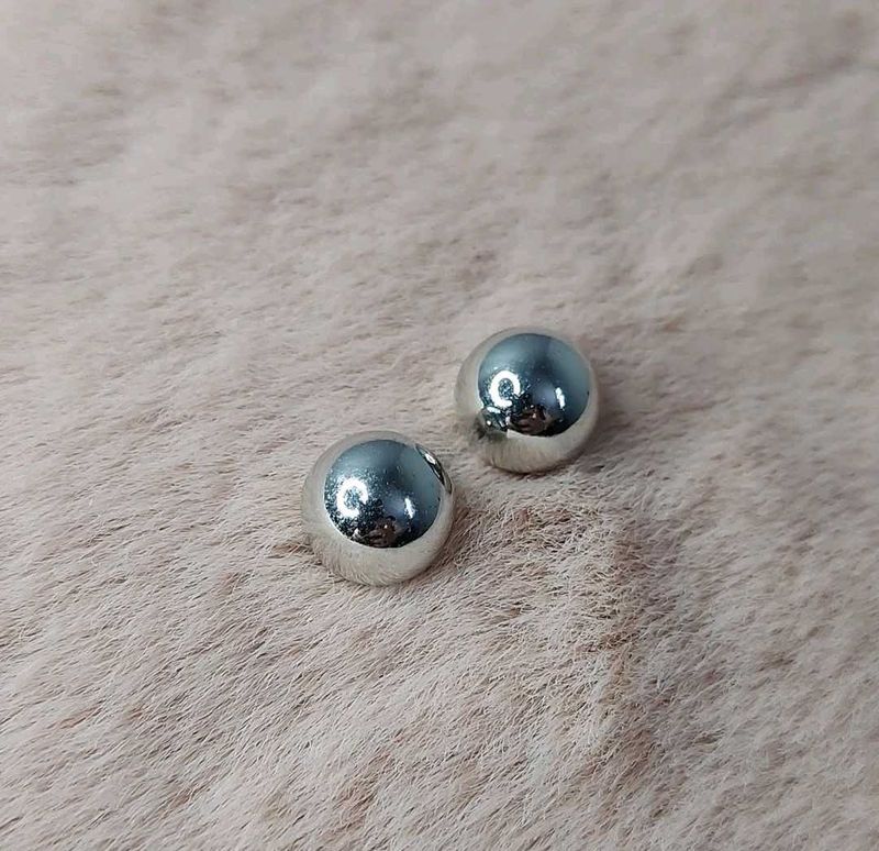 Silver Metal Balls