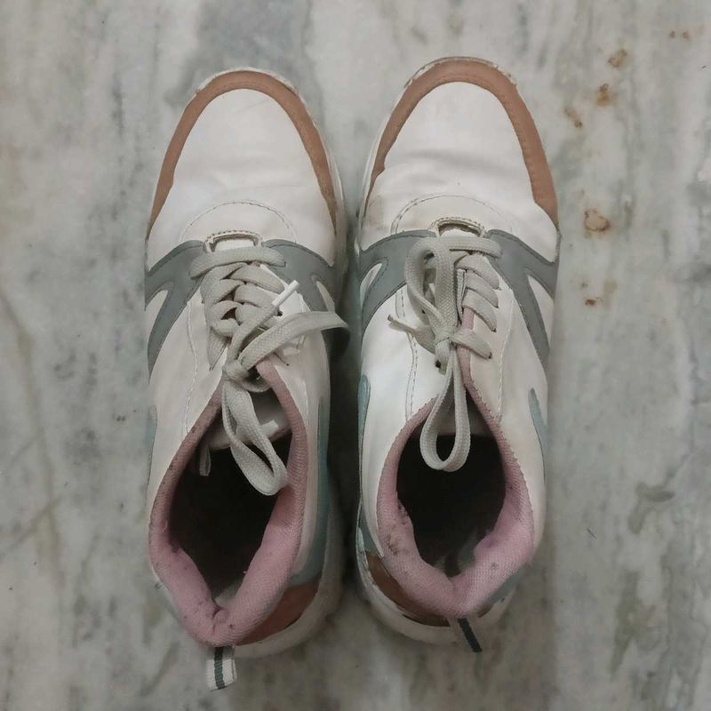 Comfortable White Sneakers