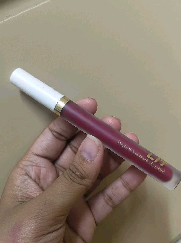 Velvet Matte Lipstick