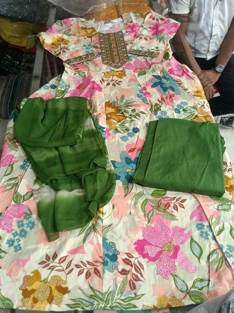 Floral Kurta Set