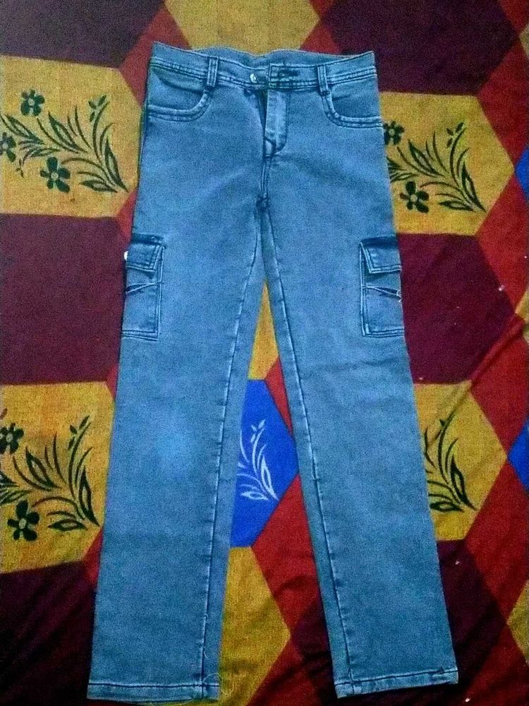 Cargo Jeans