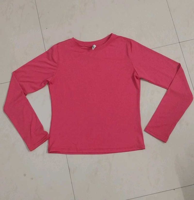 HOT PINK FULL SLEEVES FITTED TOP.
