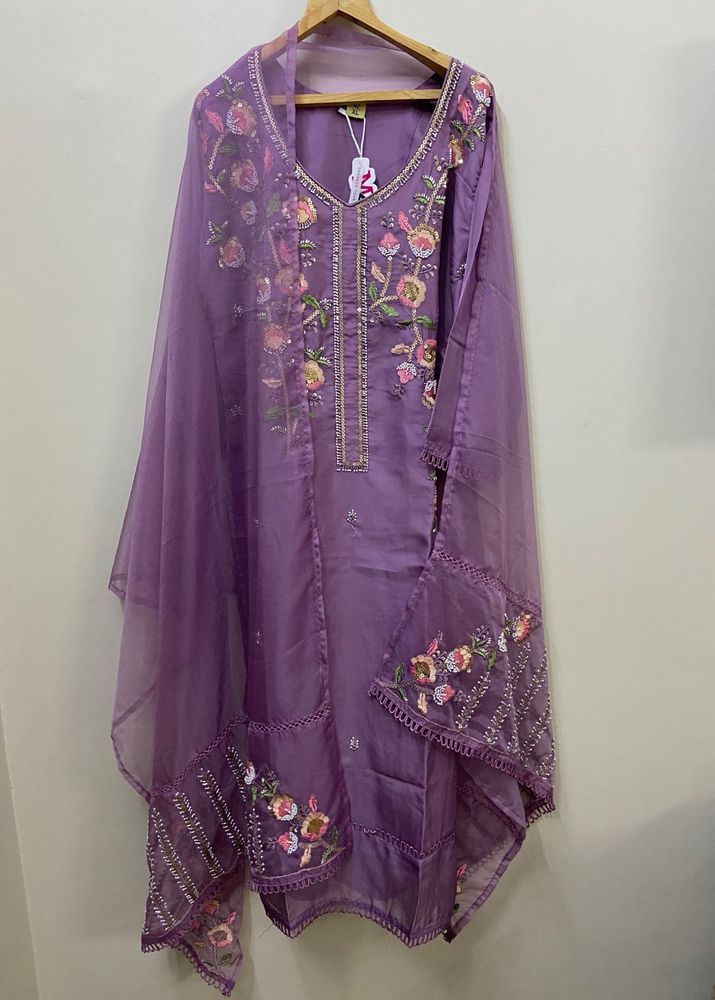 Pakistani Suit