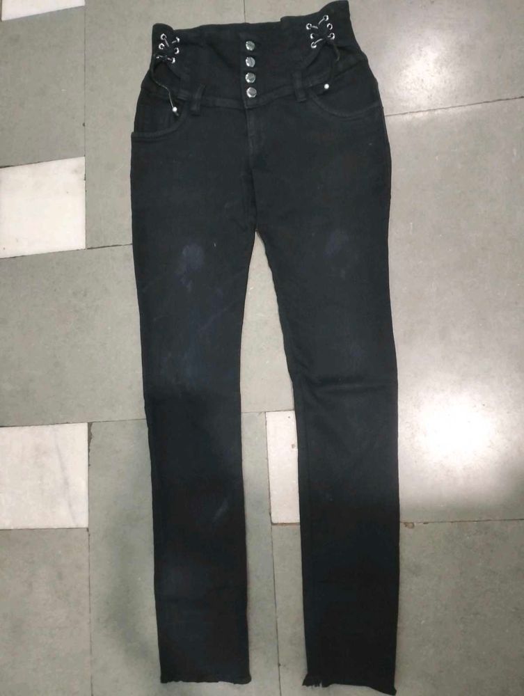 Black High-Waisted Jeans