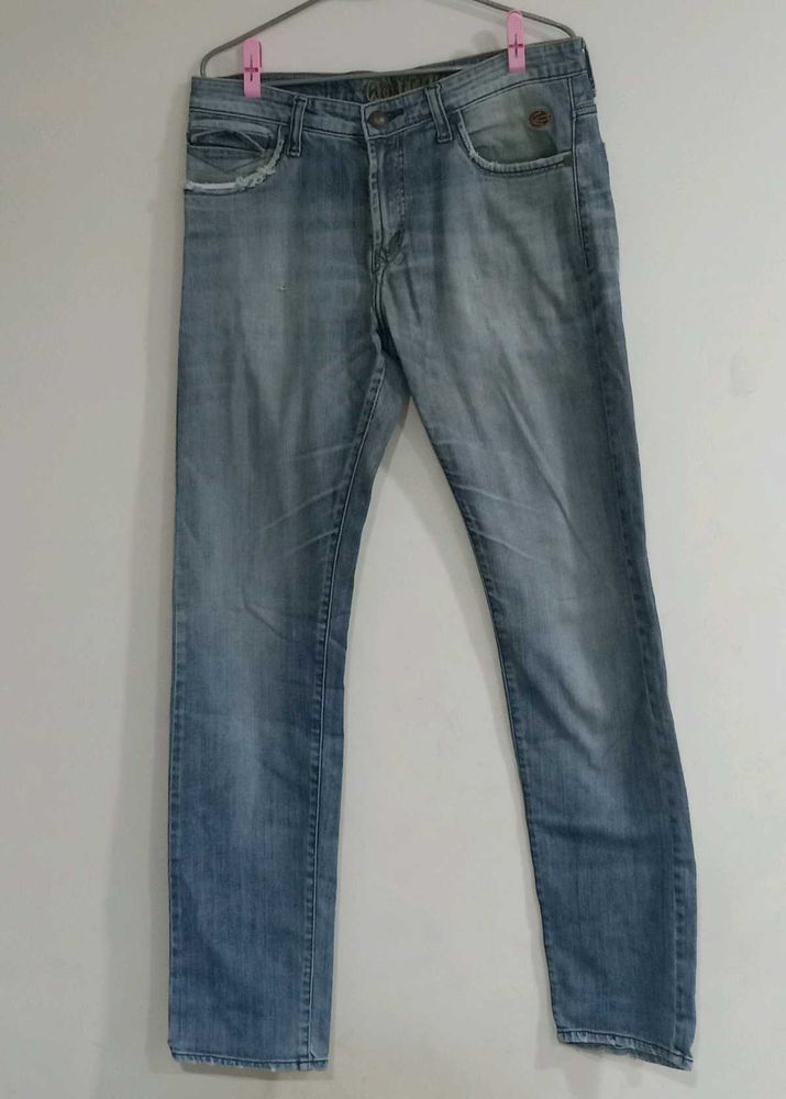 Light Wash Denim Jeans