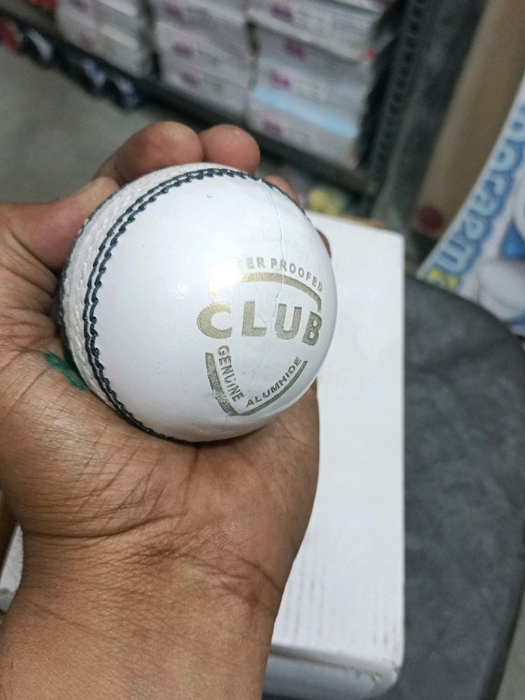 Boll Leather (White Leathe