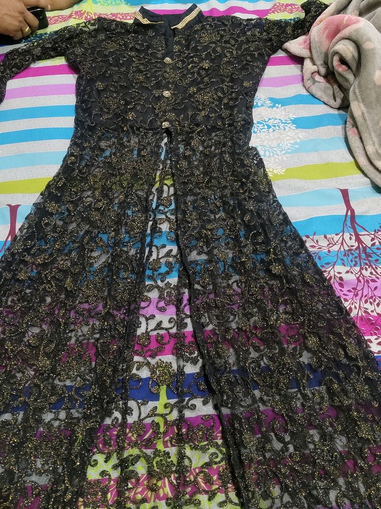 Its A Black Ethnic Gown With Blac Skirt For Womens