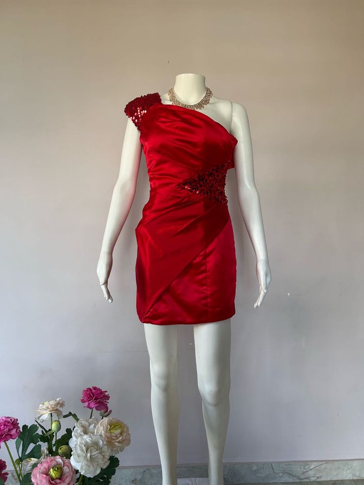 Red One-Shoulder Mini Dress/No bargaining❌